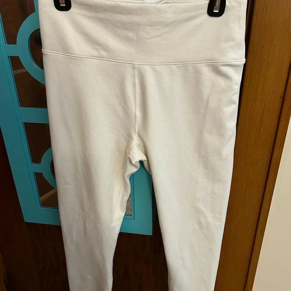 FABLETICS Power Hold Boost egret/gold legging Size L - Picture 2 of 4